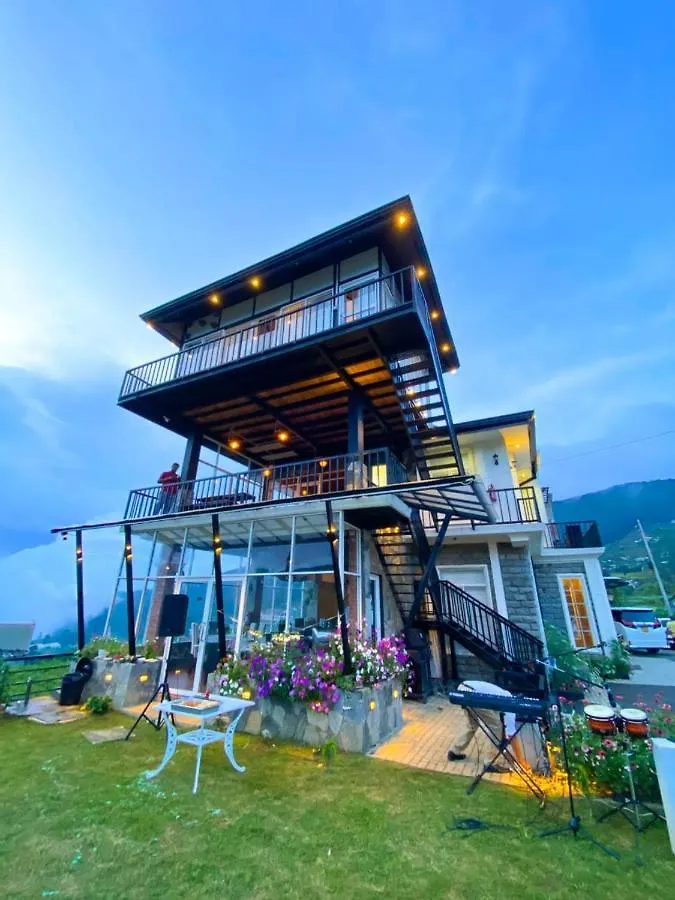 Friendly Hills Hotel نوفارا إيلِيا سريلانكا