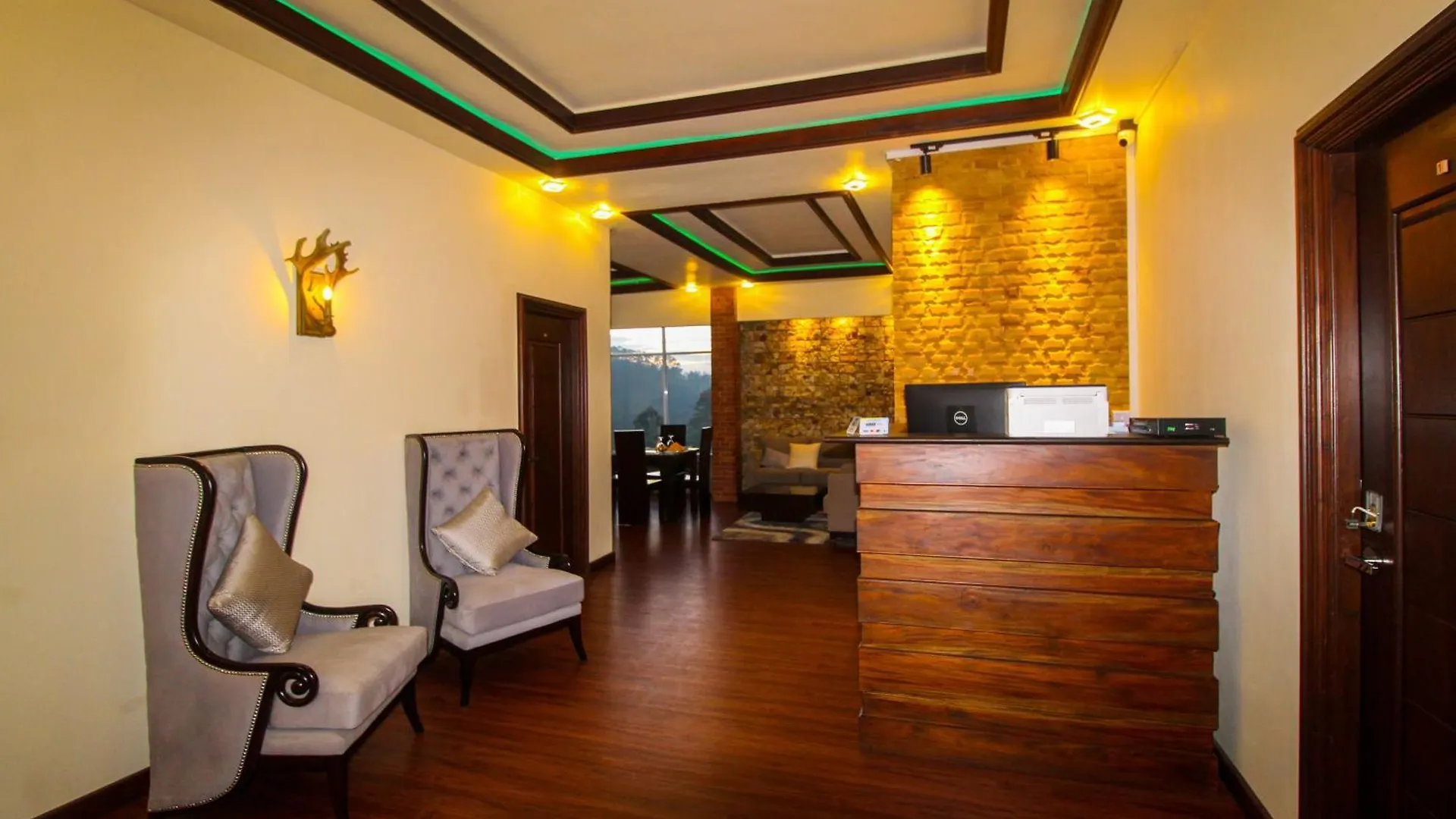 Friendly Hills Hotel نوفارا إيلِيا سريلانكا